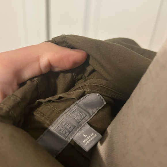 Uniqlo women’s anorak jacket size L olive army green - Picture 7 of 7